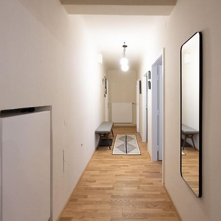 Chic 1-Bed Apt By Canal Walk To Historic Centre 维也纳 外观 照片