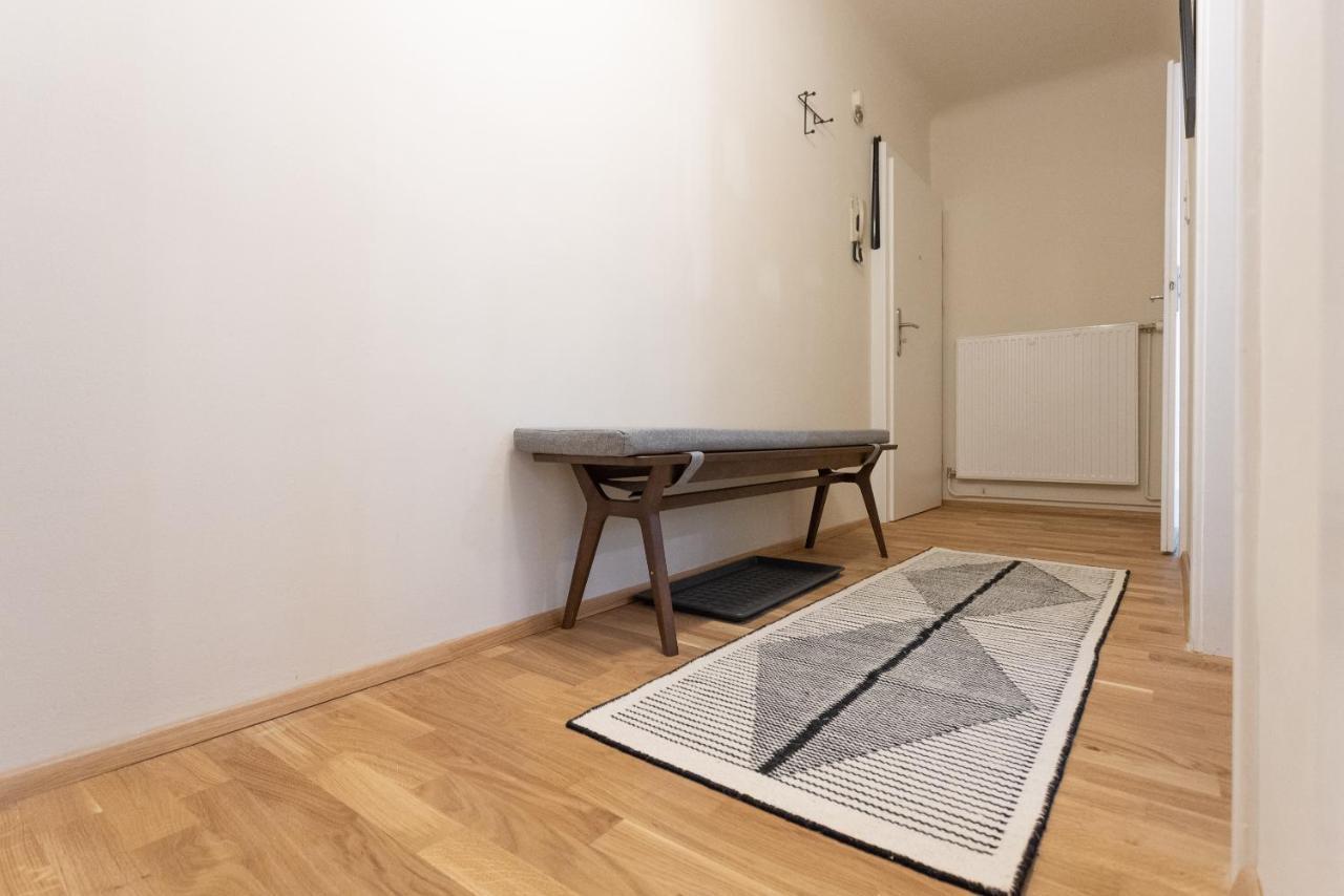 Chic 1-Bed Apt By Canal Walk To Historic Centre 维也纳 外观 照片